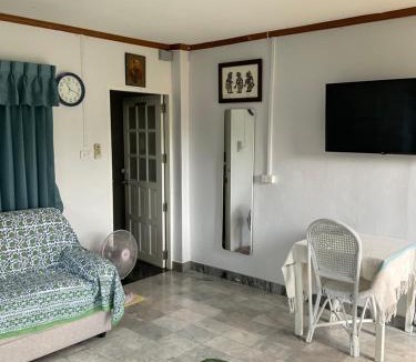 Hat Yai Bed & Breakfast | Pamy Yoga Studio