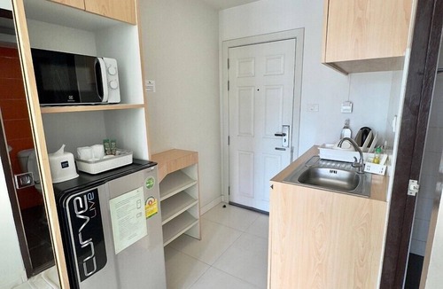 Chom Phon Apartment | Peaberry Place