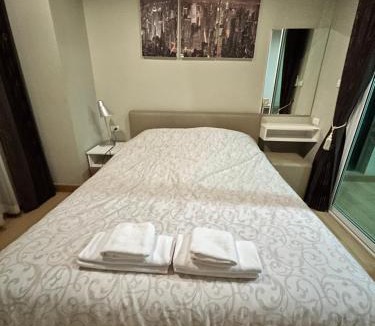 Khlong Luang Apartment | Peaceful Stay at MT Khlong Luang Self-Check-in