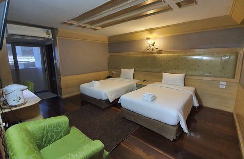 Ban Mai Hotel | Pearl Resort and Hotel