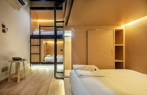 San Chao Pho Suea Hostel | Phra Nakhon Poshtel