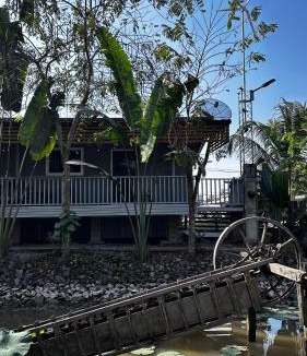 Wihan Daeng Bed & Breakfast | PICHA Cafe&Homestay