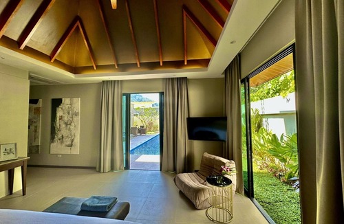 Cherngtalay Villa | Pool Villa 4 bdr Phuket Bang Tao