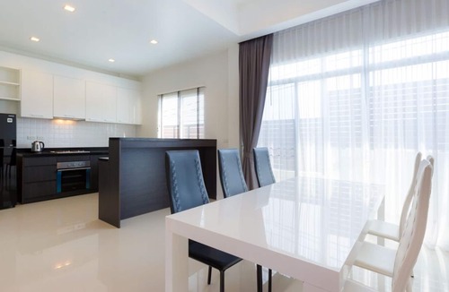 Khao Tao Villa | Poolside Hideaway Villa S126