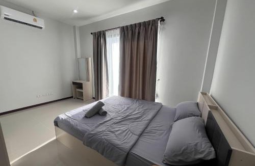 Hat Yai Villa | POOMe House
