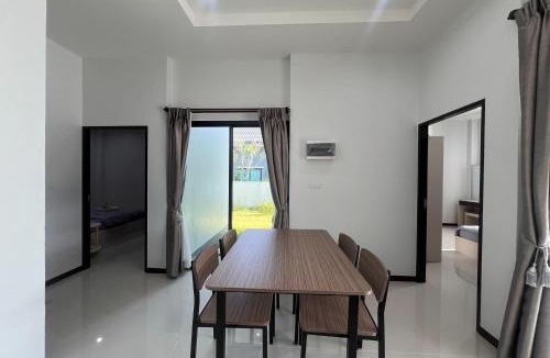 Hat Yai Villa | POOMe House