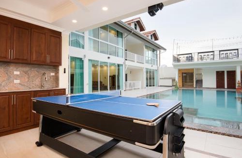Pratumnak Hill Resort | Pratamnak Residence Luxury Villas