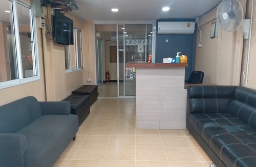 Thanon Phaya Thai Hotel | Pratunam Family House