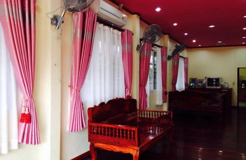Nong Han Resort | Private room ∙ 3 guests