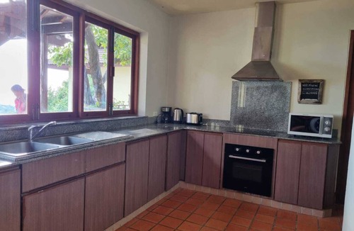Ko Lanta Villa | Private sea-view pool villa, 2 bedroom 2-4 people, 5 min from the beach