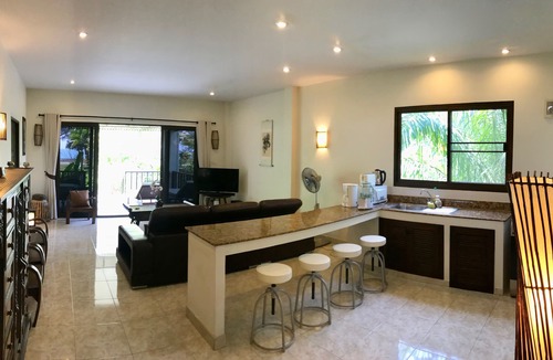 Thai Mueang Villa | Private villa for 4 people - sea view - swimming pool - all comfort - ocean front