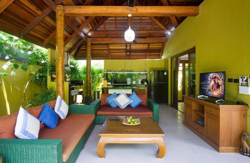 Laem Set Villa | Private Villa with Swimming pool, jetted Plunge Pool, Lotus Pond, Free Transfers