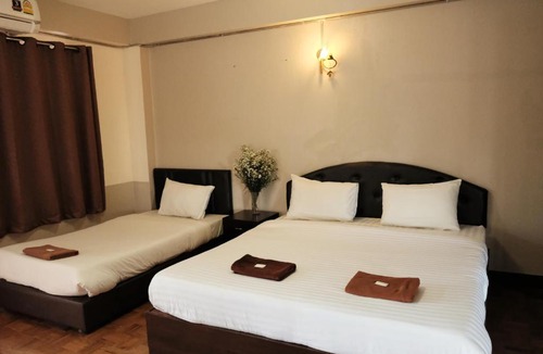 Hua Wiang Hotel | Puangpech Hotel Lampang