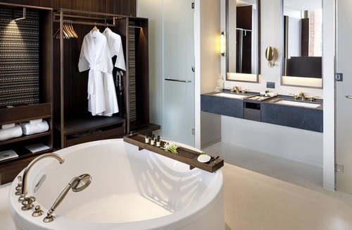Takua Pa Hotel | Pullman Khao Lak Resort