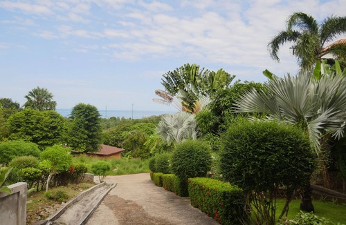 Ko Lanta Apartment | Quite Sea view Apartment in Villa Verde, exclusive with A/C.