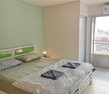 Chan Kasem Apartment | R Lodge