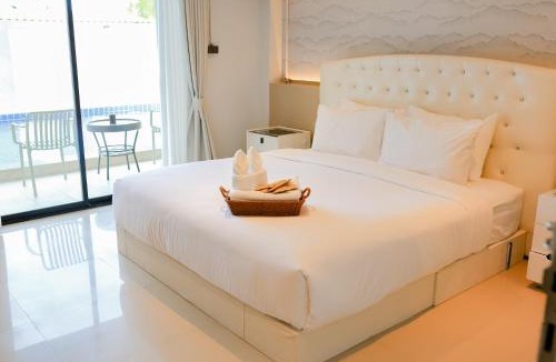 Ban Tai Hotel | R2 Bed and Pool Kanchanaburi