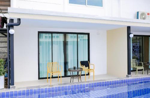 Ban Tai Hotel | R2 Bed and Pool Kanchanaburi