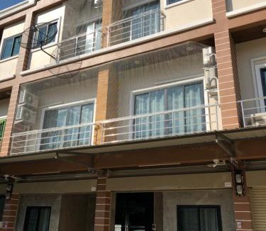 Wat Pa Hostel | Rabbit Hotel