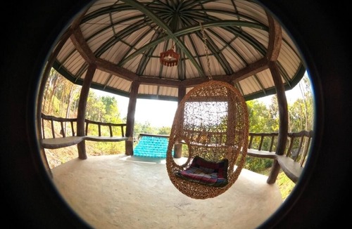 Pa Sang Apartment | Rapunzel's Tower with Swimming pool
