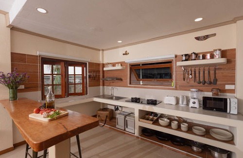 Ko Pha-ngan House | Rare Villa right on the beach!