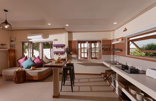 Ko Pha-ngan House | Rare Villa right on the beach!