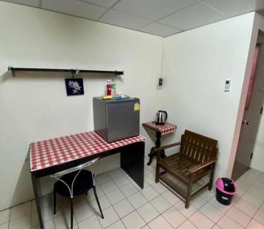 Bang Phlat Apartment | Ratanawong Place 553