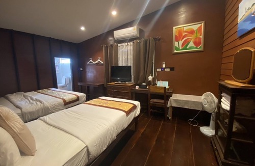 Damnoen Saduak House | Reuan Vilawan