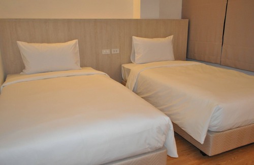 Bangkok Central Business District Hostel | Rezt Bangkok - Hostel