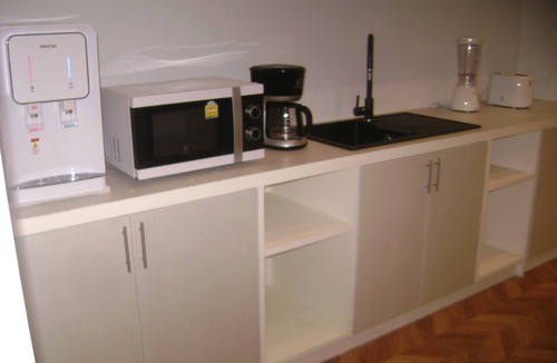 Bangkok Central Business District Hostel | Rezt Bangkok - Hostel