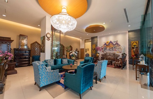 Mueang Samut Prakan District Hotel | Rimkhobfa Urban Resort