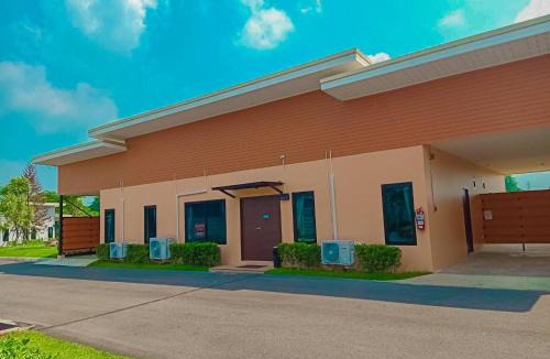 Ratchaburi Hotel | Rock Resort Ratchaburi