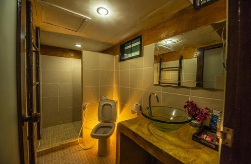 Thong Sala House | Room in Guest room - Asia Blue - Beach Hostel Hacienda - Deluxe or Twin Room with Garden View