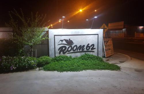 Lom Sak Hostel | Room62