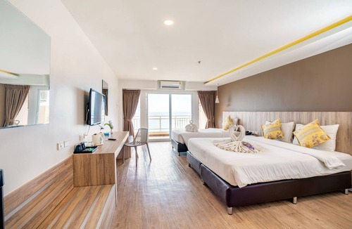 Ban Chang Hotel | Royal Phala Cliff Beach Resort and Spa