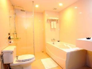 Huai Khwang Hotel | Royal Suite Hotel Bangkok