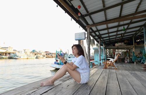 Pak Nam House | Rub Lom Chom Klong Homestay