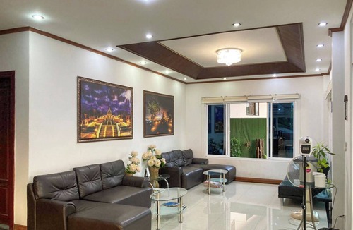 Nongbua Lamphu Hotel | Rueanchorfa Hotel