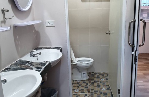 Koh Tao House | Sairee Center Guesthouse