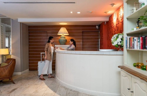 Nana Hotel | Salil Hotel Sukhumvit Soi 8