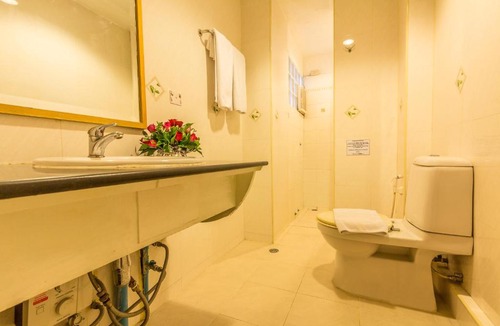 Khlong Toei Nuea Hotel | Sam's Lodge