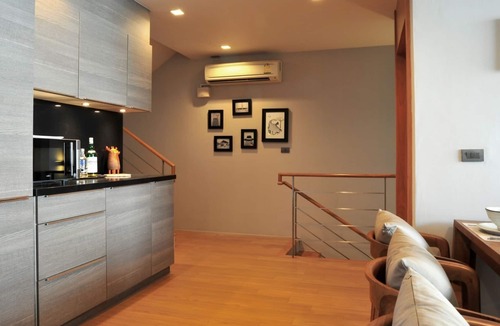 Bang Lamung Villa | Sandbox House · Beach House by the Sea | 20 mins from Pattaya city