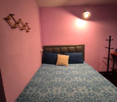 San Chao Pho Suea House | Santo house Bangkok