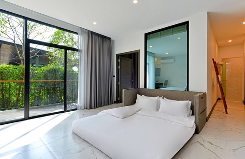 Bang Nam Prieo Hotel | Sappaya Hotel by Lotus Valley Golf Resort