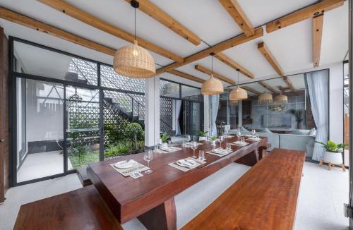 Hin Lek Fai Villa | Sawasdee pool villa, Hua Hin