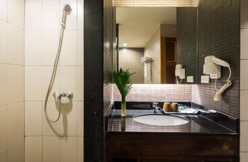 Pattaya Bay Hotel | Sea Me Spring Hotel