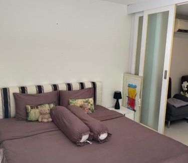 Wichit Apartment | Sea View & Pool Apartment