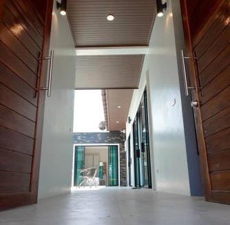 Sam Roi Yot Villa | Seaside Mountain Retreat