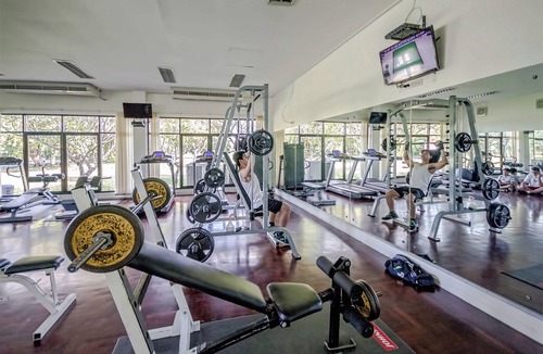 Ban Chang Apartment | Seastar service apartment, house & hotel with view of golf course