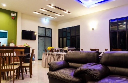 Hat Yai Hotel | Seree Grand Resort